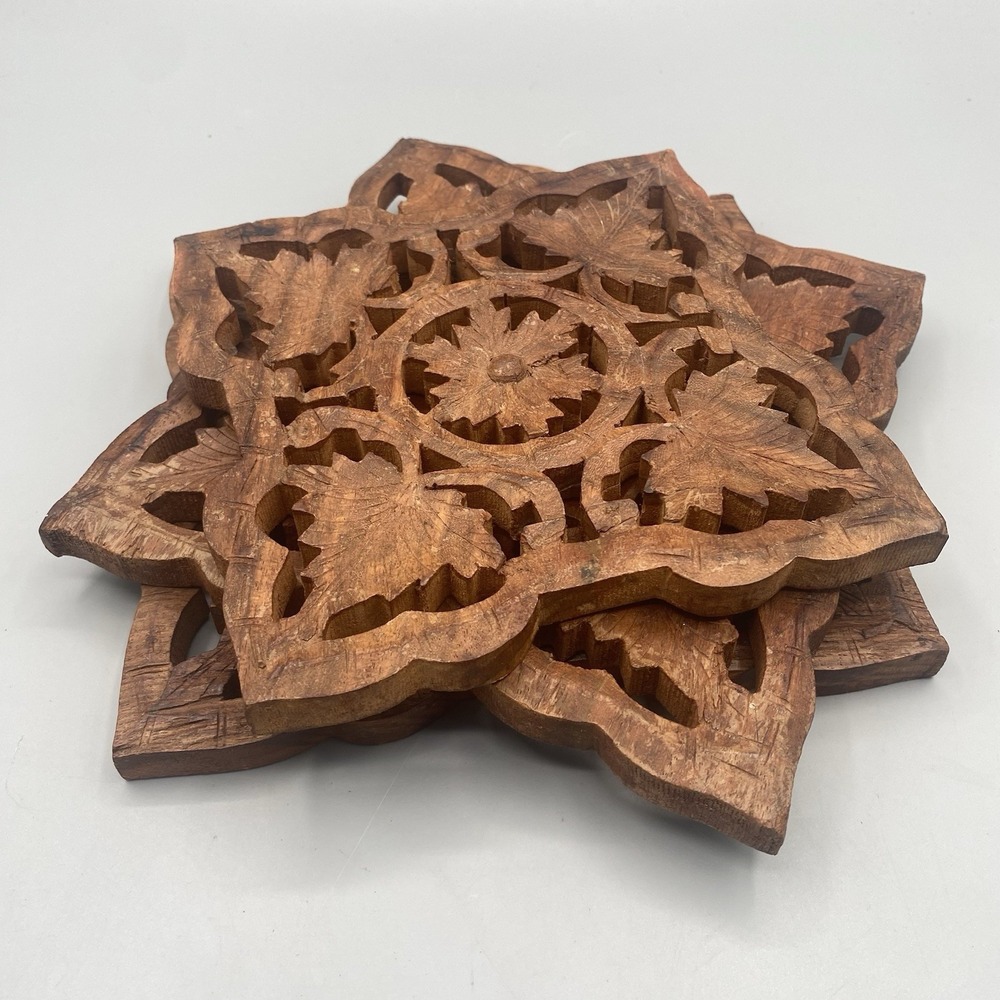 Vintage Hand Carved Wooden Trivets Hot Plates INDIA 3pcs 2 Large 1 Smaller - Picture 7 of 8